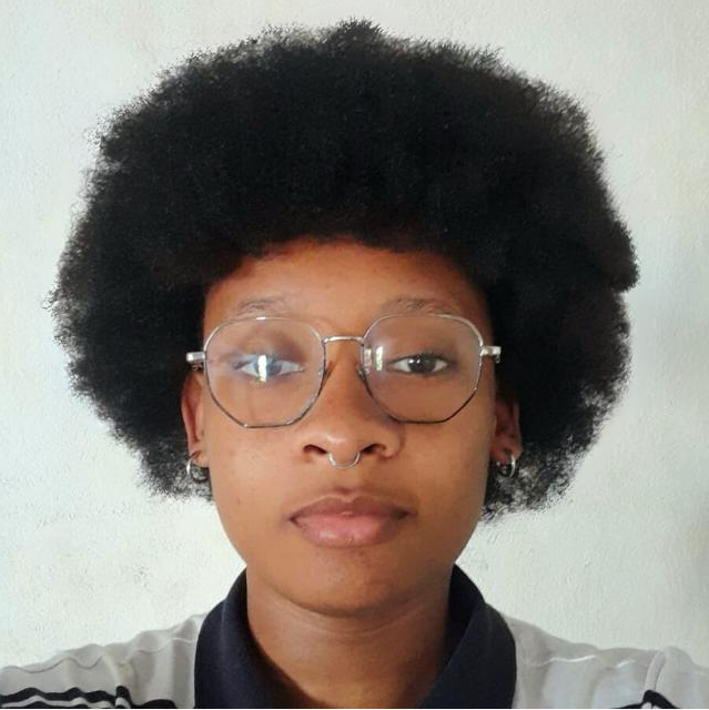 Foto real de Isis Beatriz de Alencastro